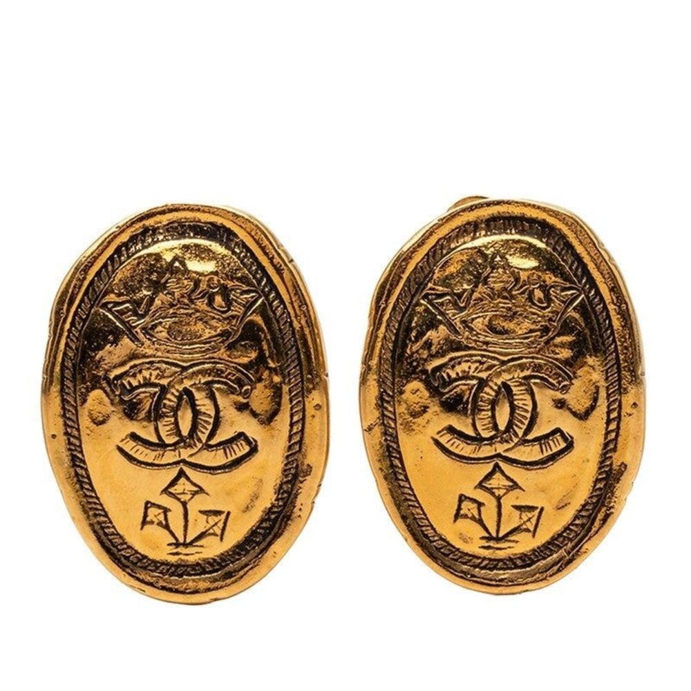 Chanel CC Logo Oval Plated Earrings Gold